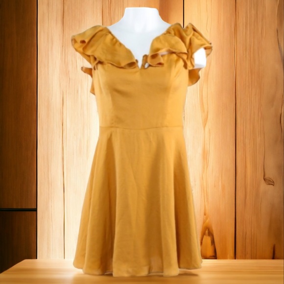 REVOLVE LOVERS + FRIENDS TROPHY DEEP GOLD RUFFLE DRESS SIZE MEDIUM - Picture 4 of 14